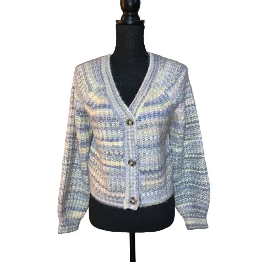 Jessica Simpson Cropped Cardigan
